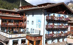 Hotel Aurora